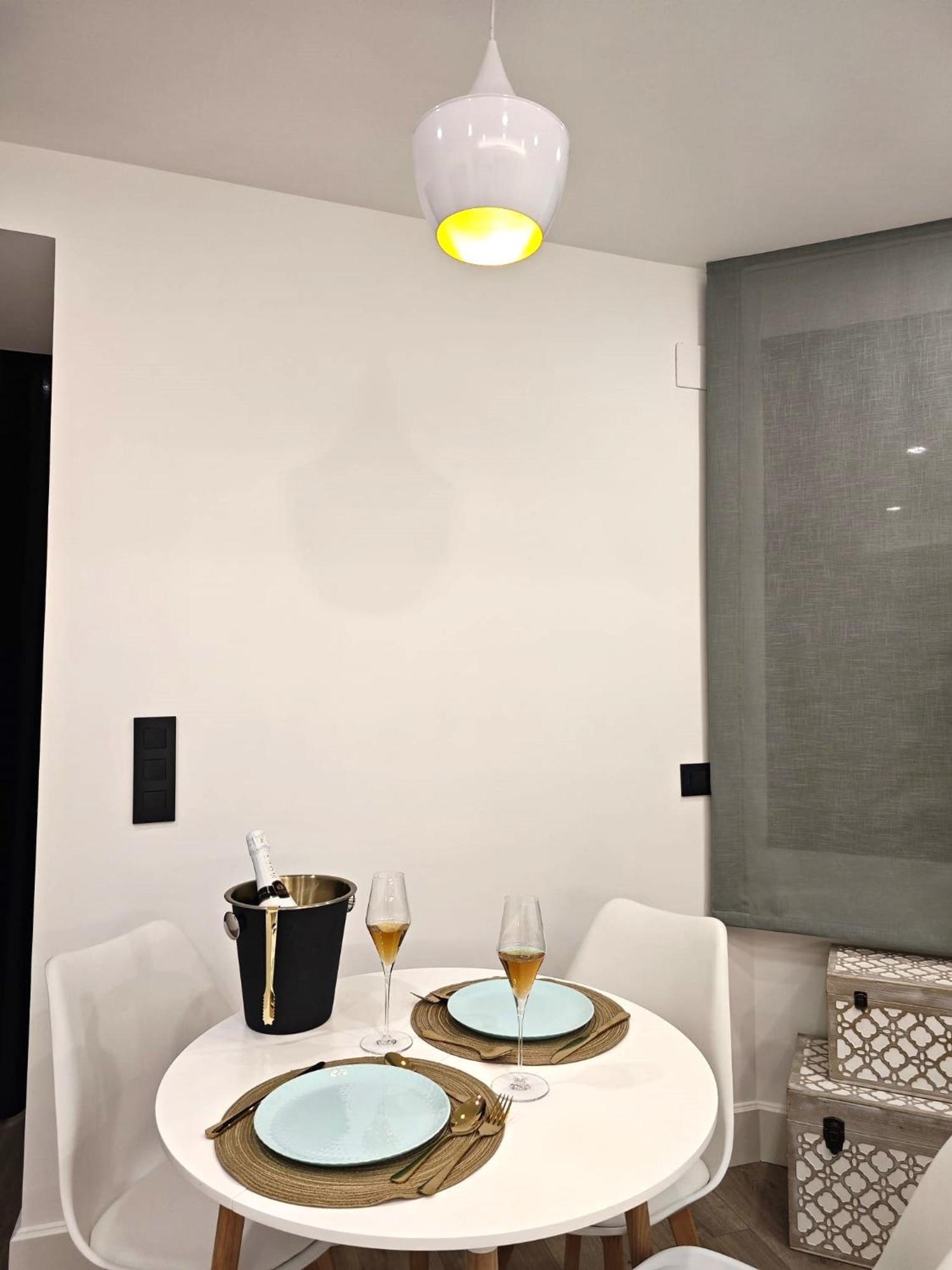 La Parada Del Rey - Luxury Suites 플라센시아 외부 사진