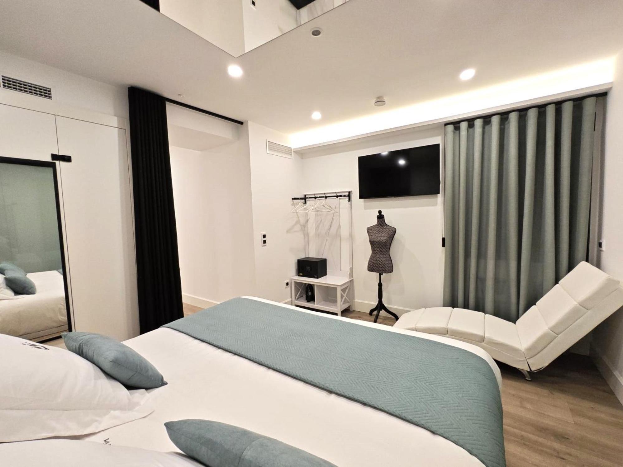 La Parada Del Rey - Luxury Suites 플라센시아 외부 사진