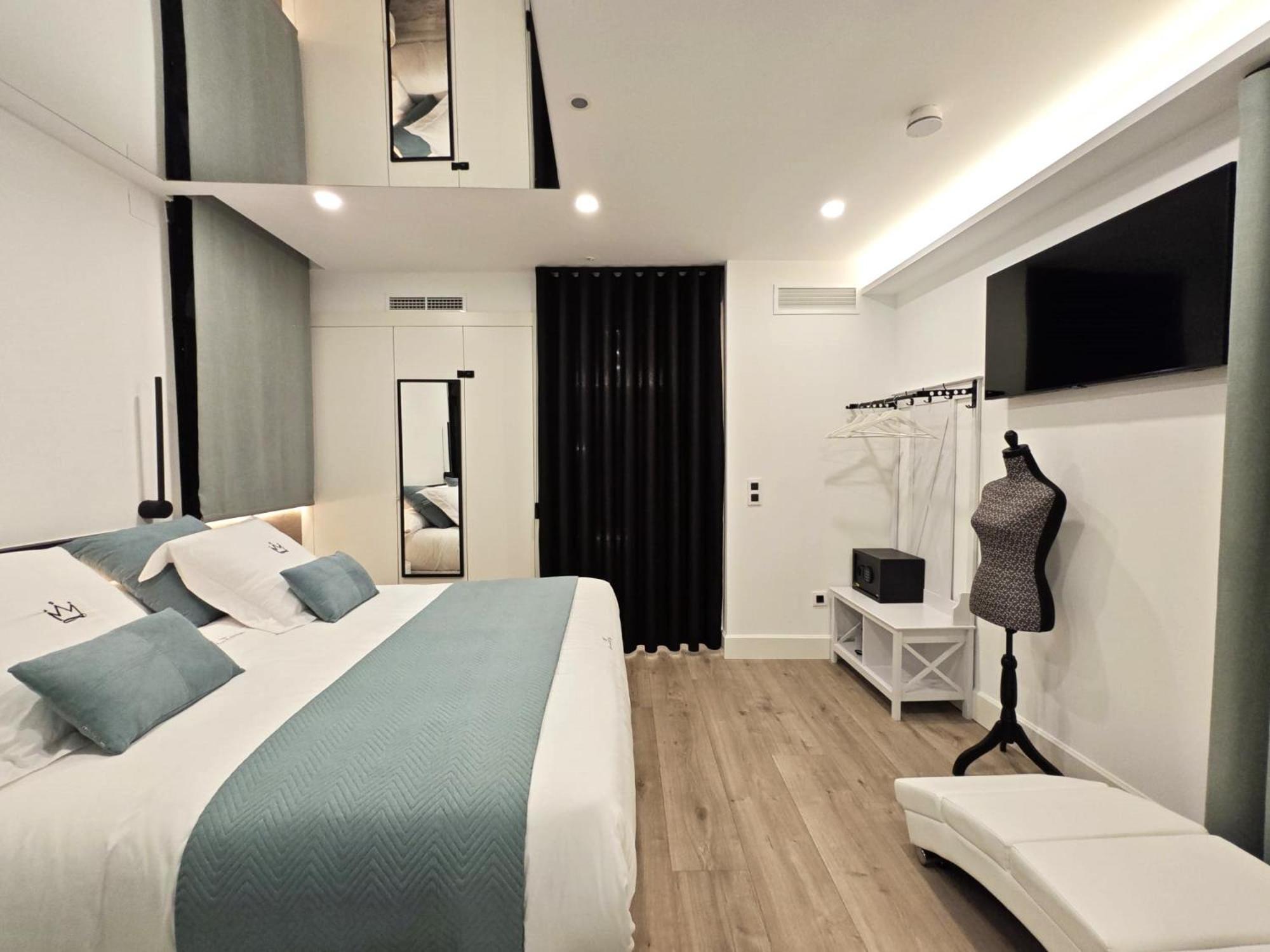 La Parada Del Rey - Luxury Suites 플라센시아 외부 사진