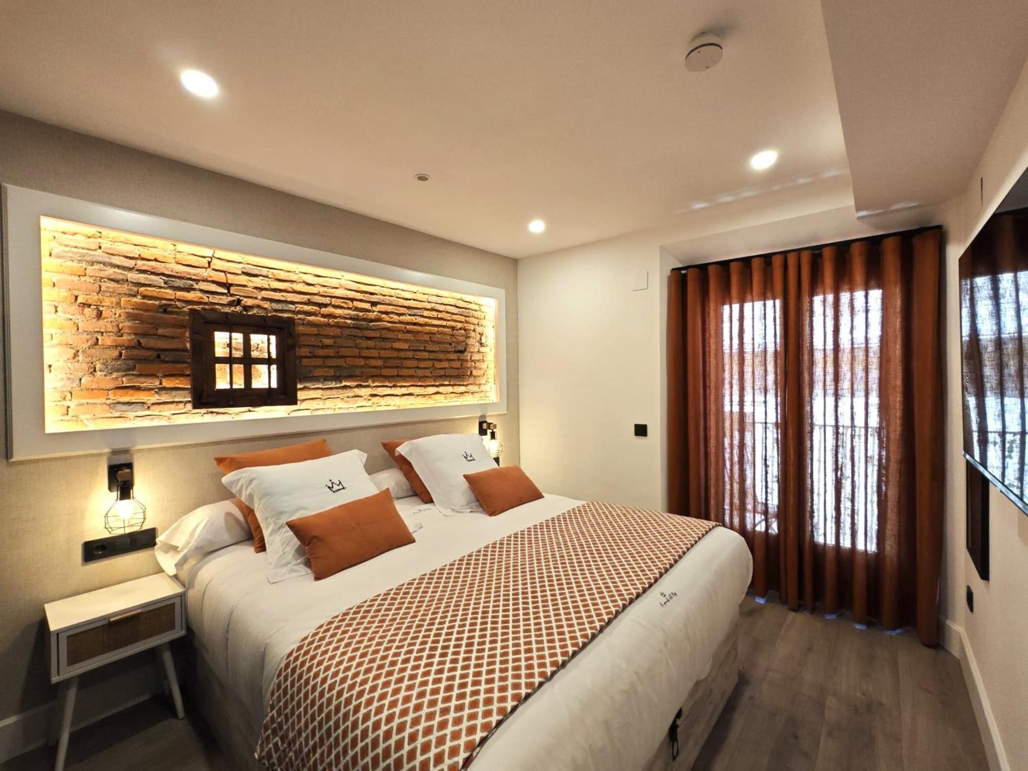 La Parada Del Rey - Luxury Suites 플라센시아 외부 사진