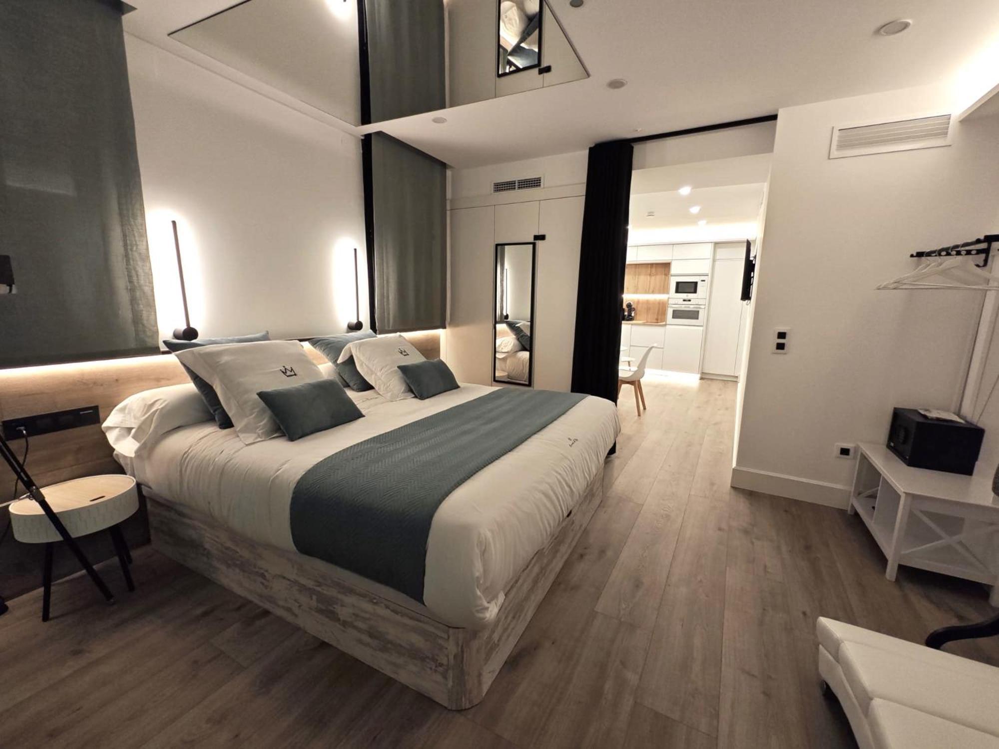 La Parada Del Rey - Luxury Suites 플라센시아 외부 사진